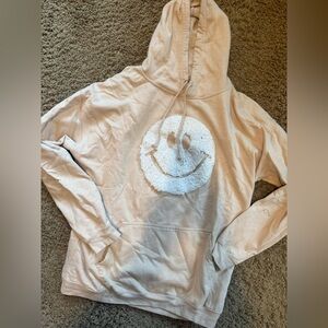 🎉2/$15 Beige Smiley Face Hoodie
